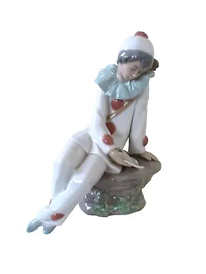 LLADRO NAO Pierrot Figurine In Love With Mandolin. #1053 • £12