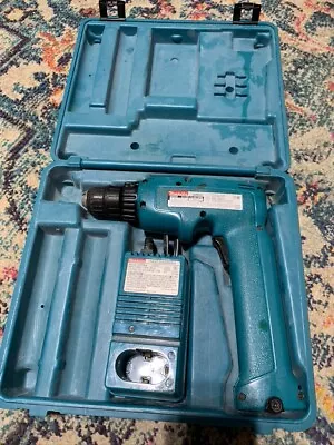 Makita Cordless Driver Drill 9.6 Volt 6095D Tool Battery Charger Case Tested • $20