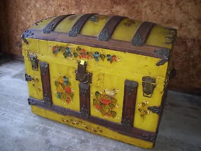 ANTIQUE 1800s CAMEL DOME STEAMER TRUNK NICELY REFINISHED (LOCAL PICKUP ONLY • $229.99