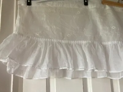 White 15  Drop Net Curtain With A Frill & Pattern 124  Long No Label Machine/W • £5