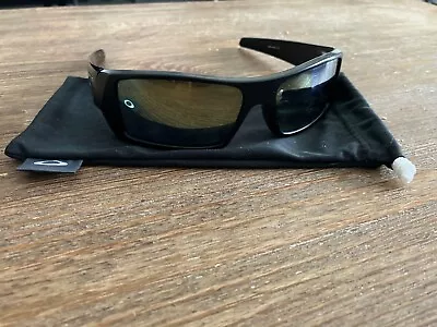 Authentic Oakley Men's Used Matte Black Gascan Sunglasses With Soft Bag 26-245 • $59.99