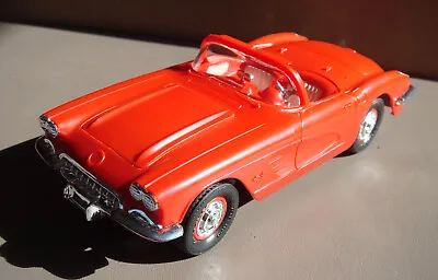 1960 Corvette Convertible 1/25 Vintage Kit Built Stock 1960 • $35