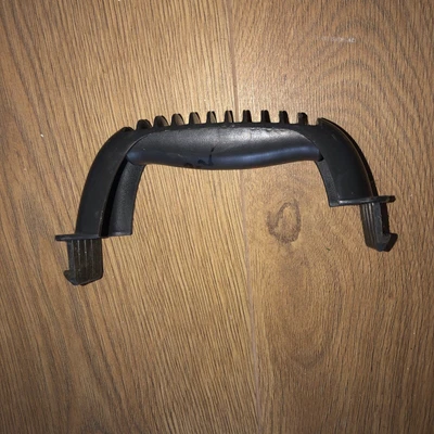 £6.99 • Buy Flymo Chevron 32V  Lawnmower Spare Parts - REPLACEMENT GRASS BOX HANDLE