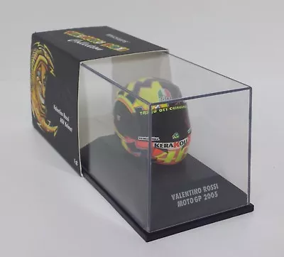 MINICHAMPS 1/8 Valentino Rossi Model Diecast AGV Helmet Moto Yamaha M1 2005 • £81.97