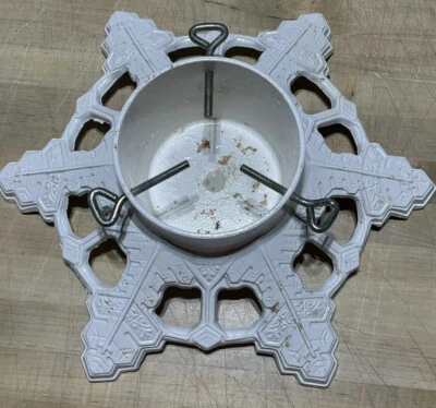 $59.95 • Buy Vintage John Wright Cast Iron White Snowflake Christmas Tree Stand