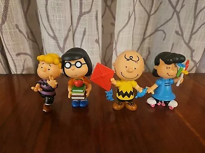 JUST PLAY PEANUTS GANG SET OF 4  LUCY LINUS Marcie CHARLIE BROWN TOY FIGURE  • $19.99