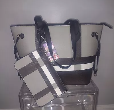 Handbags Mixcolor  • $39.99