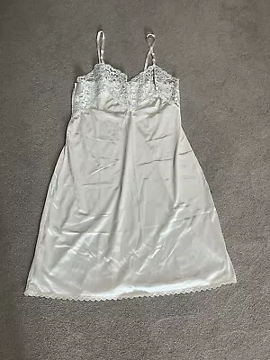 Vintage Full Slip - Sz 38- Nylon Lace Ivory • $14.99