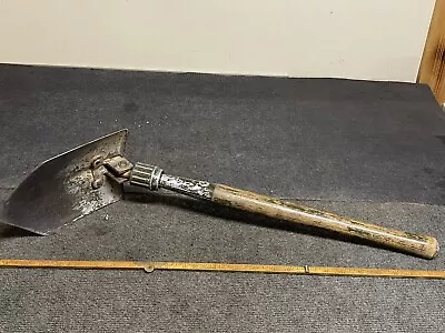 Vintage WWII US Army Entrenching Tool Shovel Original Paint USA 1944 • $44