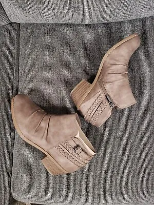 NIB Xappeal Women's Taupe Ankle Boots Size 8.5M • $50