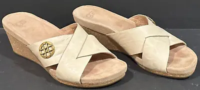 UGG Women's Wedge LYRA LEATHER SANDALS  #1009854 Size 6 D6 • $15.99