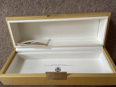 £7 • Buy Empty Cristal Gift Box 2013