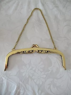 Gold Tone Metal Purse Or Bag Frame With Chain Haandle. • £4.50