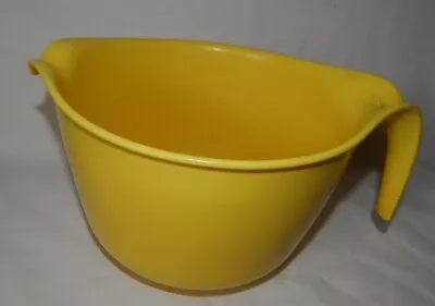 Rubbermaid 3 Qt. 12 Cup Batter Bowl Grip & Mix Measuring Yellow Gold Large • $22