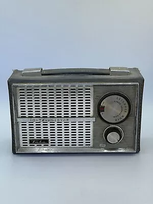 Vintage  10 Transistor Taha Radio With GENUINE GRAIN COWHIDE Japan Collectable B • $50