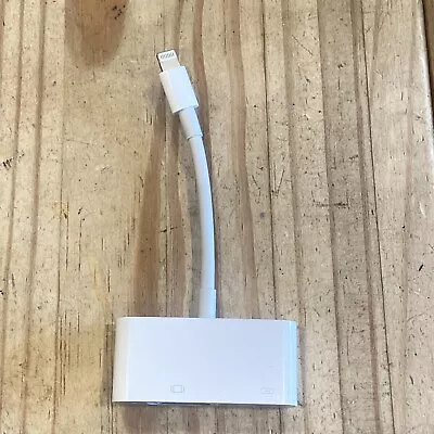 Genuine Apple Lightning Cable To VGA Adapter Converter A1439 IPad 1080p HD • £12