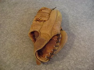 MacGregor GC1321  Baseball Mitt  CURT SIMMONS  Closed Web  Leather Vintage Glove • $25.99