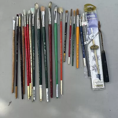 Vntg Artist Paint Brushes  Lot Of 20 Grumbacher - Winsor & Newton - Loew-cornell • $29.95