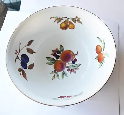 Royal Worcester Evesham Gold Edge Fine Porcelain 11  Large Salad Serving Bowl • £19.99