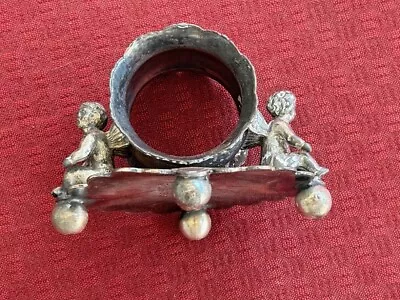 VINTAGE ( Antique ?) Wilcox  QUADRUPLE PLATE 01536 Figural Napkin Ring 2 CHERUBS • $84.99