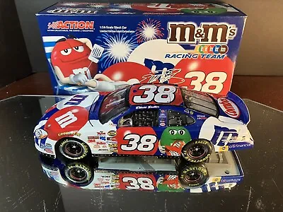 Elliott Sadler #38 M&M's 4th Of July Patriotic 2005 Ford Taurus 1:24 Action 3060 • $19.99