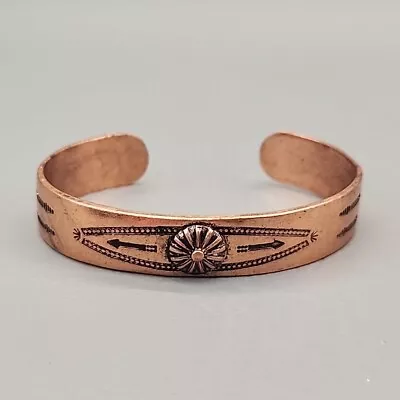 Southwest Cuff Bracelet Vtg Medallion Arrows Engraved Copper Tone Blackened 7.5  • $17.99