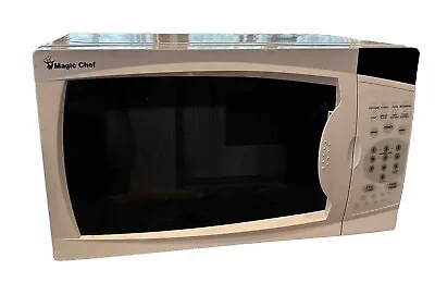 Magic Chef 0.7 Cubic Ft Countertop Microwave Oven White MCM770W1 • $89.10