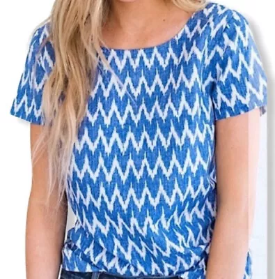 J. Crew Linen/Cotton Blend Blue & White Ikat Chevron Print Top Size Medium • $14.99