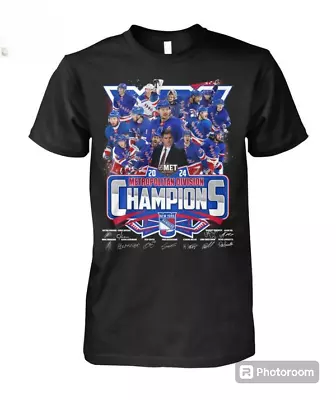 HOT 2024 Metropolitan Division Champions Vancouver Canucks T-Shirt • $22.99