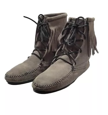 Minnetonka Tramper Boot Moccasins- Gray Suede Fringe Lace Up Boho Womens 7 • $30