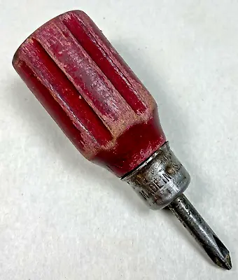 Vintage Unbranded Stubby Wooden Handle Phillips Head Screwdriver 2-3/4  Long USA • $23