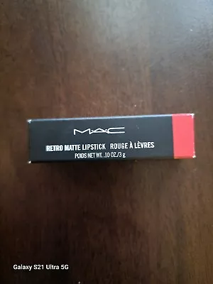 MAC Cosmetics Lipstick Ruby Woo Retro Matte Rouge • $15