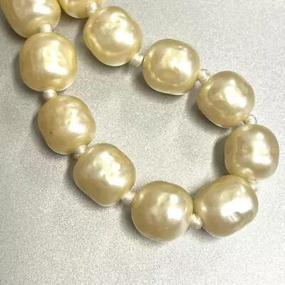 CHANEL Vintage Cream White Costume Pearl Beaded Necklace Gold Plated Authentic • $819.27