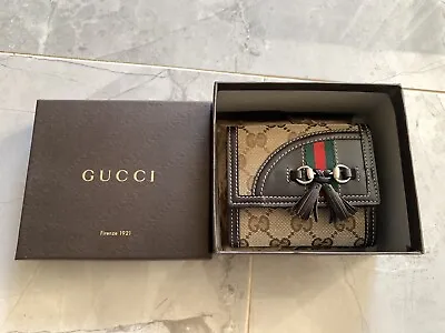 $500 • Buy Gucci Card Case Wallet