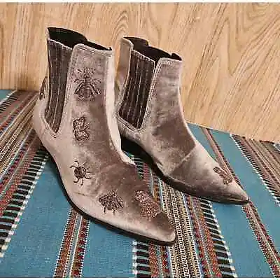 Topshop Gray Velvet Cowboy Boots Bug Embroidered Womens Size US 5.5 EUR 36 Ants • $26.99