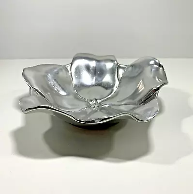 Mariposa Brillante Mexico Flower Petal Bowl Cast Aluminum 7.25 In • $19.90