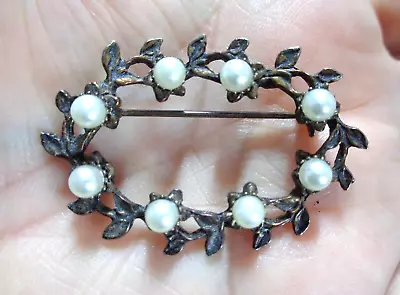 Vintage Dark Gold Tone Faux Seed Pearls Leaves Oval Brooch. • $7.99