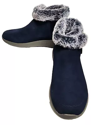 Skechers Easy Going Fall Essential Boots Women's 10M Blue Navy Ankle Suede • $40