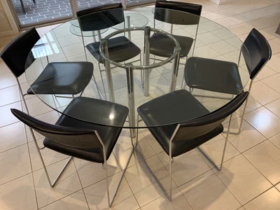 $800 • Buy Round Glass Dining Table And Chairs Plus Extras