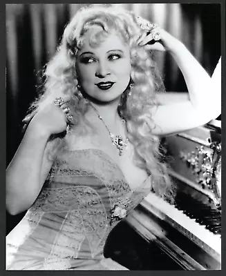 MAE WEST Hollywood Glamour Photo - Classic Actress Portrait  • $20
