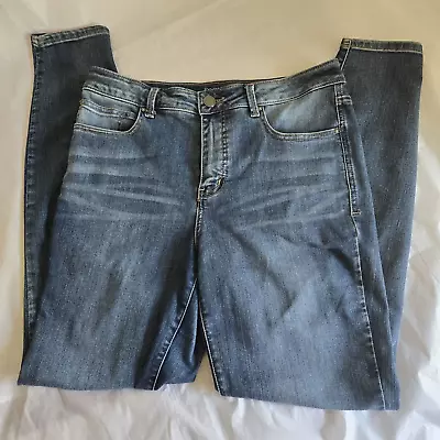 Maurices Woman High Rise Ever Flex Blue Jeans Size 12 • $19.99