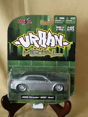 Chrysler 300c Hemi 2005 Maisto Urban Metal #25003 2006 Silver Die Cast 1:43. • $18.99