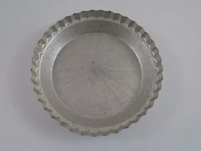 1 Wear-Ever 2865 Aluminum Fluted Pie Pans 10 X 1.75  Vintage Tin Plate Grandma • $9.49