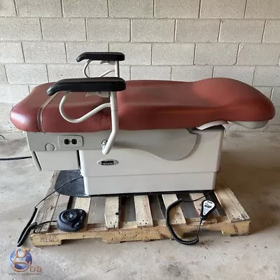 Midmark Ritter 623 Power Hi-Lo/Back Procedure Exam Table W/ Hand & Foot Remotes • $2850