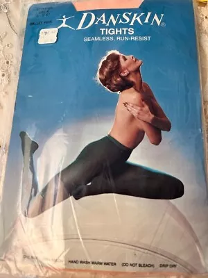 Vintage Danskin Tights Ballet Pink Size A 5' To 5'4' Seamless • $10.80