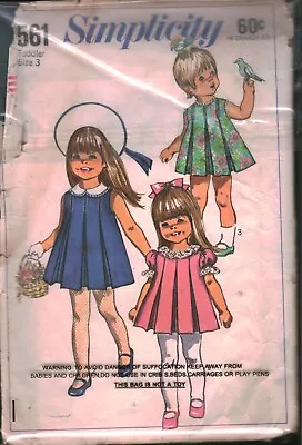 7561 Vintage Simplicity Sewing Pattern Girls 1960s Dress Front Inverted Pleats 3 • $5.99