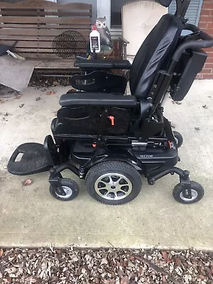 Merits VECTOR P323 Series Power Wheelchair WITH TILT RECLINE AND LEGS • $750