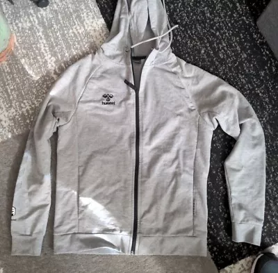 £4 • Buy Hummel Off Grid Tapered Sleeve Hooded Tracksuit Top Jacket Grey Small Mens Top