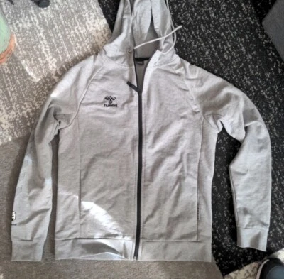 £4 • Buy Hummel Off Grid Tapered Sleeve Hooded Tracksuit Top Jacket Grey Small Mens Top
