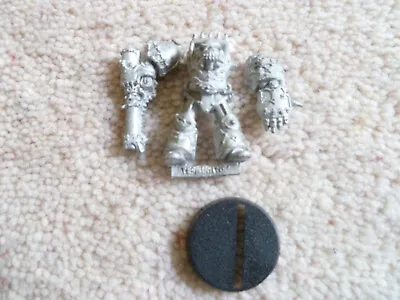Games Workshop - WH40K Metal Space Marine Terminator With Stand • £9.99
